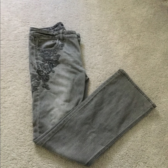 White House Black Market embellished jeans - Picture 8 of 8